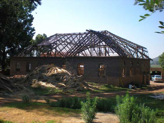 thatch_homes_1